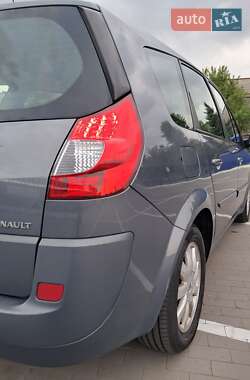 Минивэн Renault Grand Scenic 2008 в 