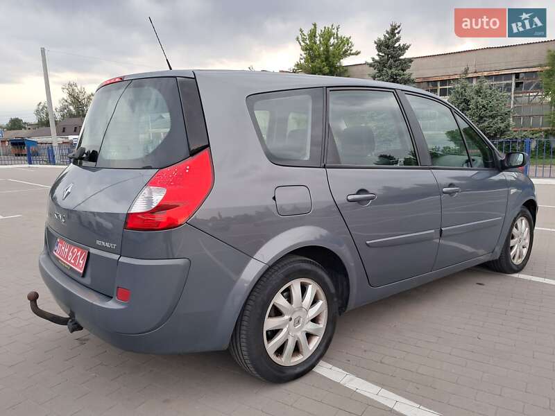 Минивэн Renault Grand Scenic 2008 в 