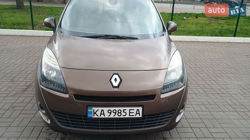 Мінівен Renault Grand Scenic 2011 в Києві