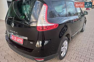 Мінівен Renault Grand Scenic 2015 в 