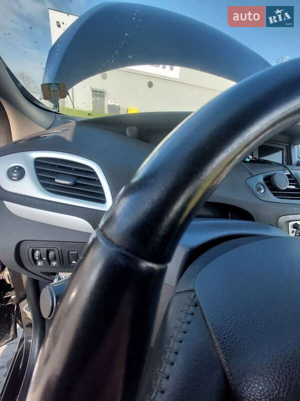 Минивэн Renault Grand Scenic 2014 в Житомире