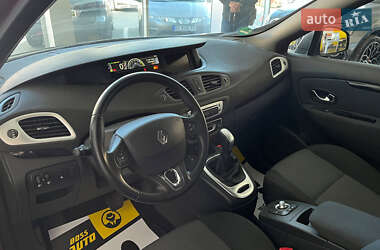 Минивэн Renault Grand Scenic 2013 в 