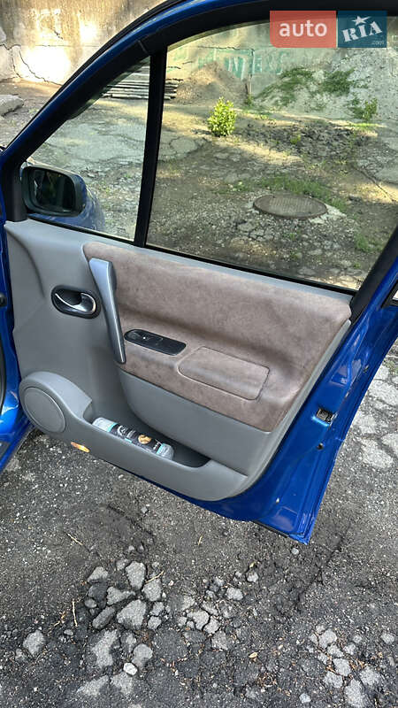 Минивэн Renault Grand Scenic 2006 в Кропивницком