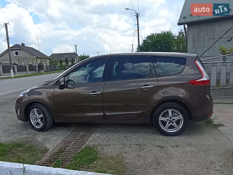 Минивэн Renault Grand Scenic 2009 в Бучаче