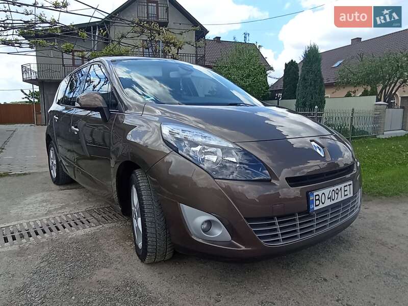 Минивэн Renault Grand Scenic 2009 в Бучаче