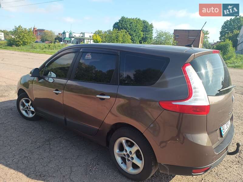 Минивэн Renault Grand Scenic 2009 в Полтаве