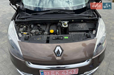 Минивэн Renault Grand Scenic 2012 в 