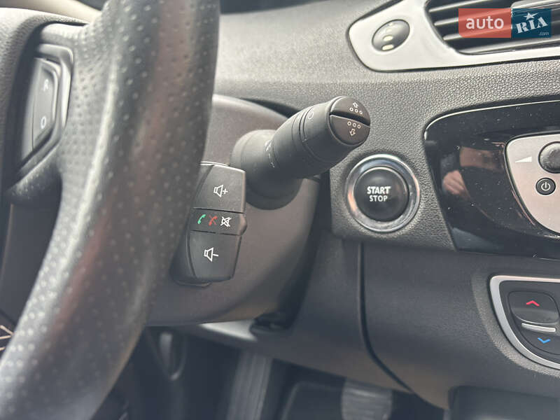Минивэн Renault Grand Scenic 2014 в Луцке