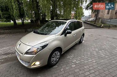 Мінівен Renault Grand Scenic 2011 в 