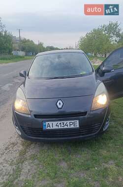 Мінівен Renault Grand Scenic 2011 в Києві