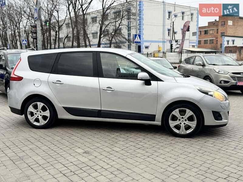 Минивэн Renault Grand Scenic 2010 в Полтаве