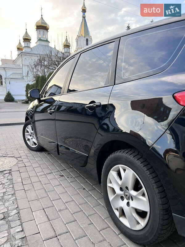 Мінівен Renault Grand Scenic 2012 в Дубні
