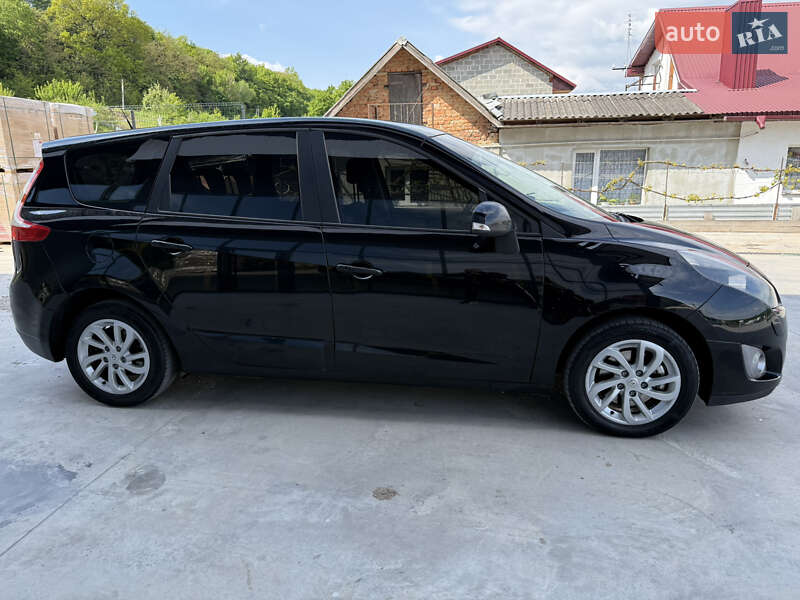Мінівен Renault Grand Scenic 2011 в Теребовлі