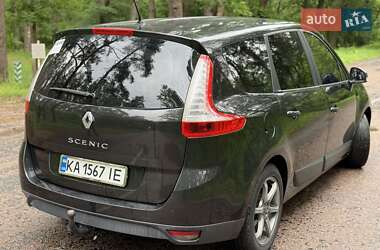 Минивэн Renault Grand Scenic 2009 в 