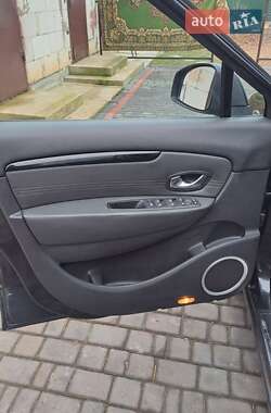 Минивэн Renault Grand Scenic 2011 в 