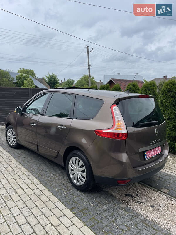 Минивэн Renault Grand Scenic 2010 в Стрые