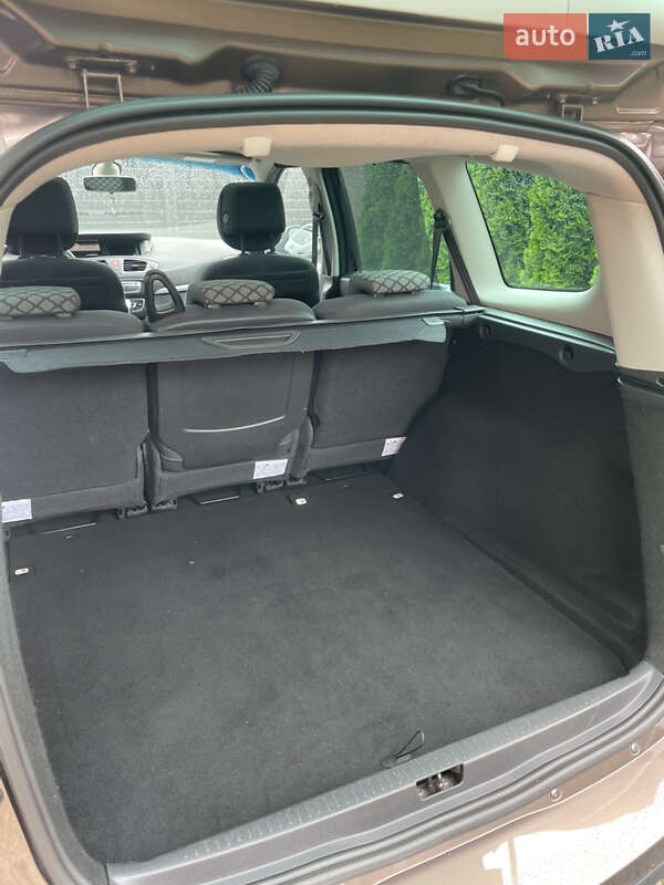 Минивэн Renault Grand Scenic 2010 в Стрые
