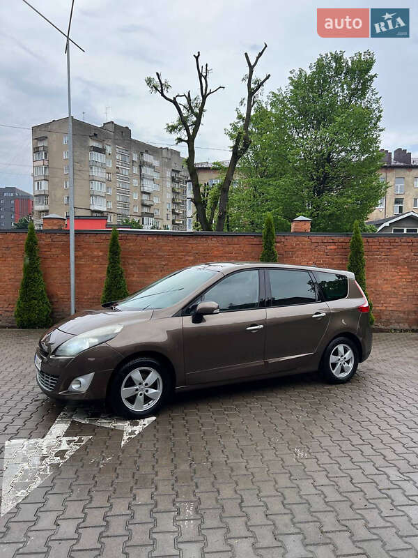 Минивэн Renault Grand Scenic 2010 в Коломые