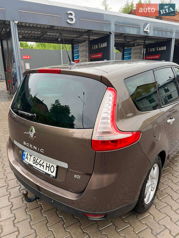 Минивэн Renault Grand Scenic 2010 в Коломые