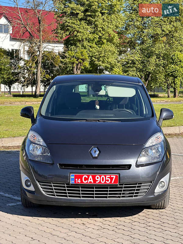Минивэн Renault Grand Scenic 2012 в Бродах