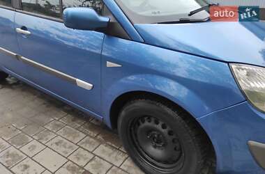 Минивэн Renault Grand Scenic 2005 в 