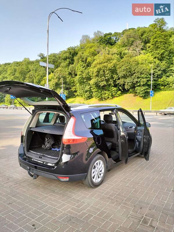 Минивэн Renault Grand Scenic 2015 в Броварах