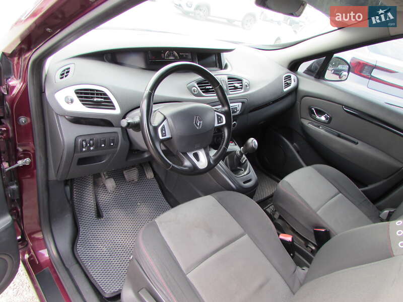 Минивэн Renault Grand Scenic 2012 в Кропивницком