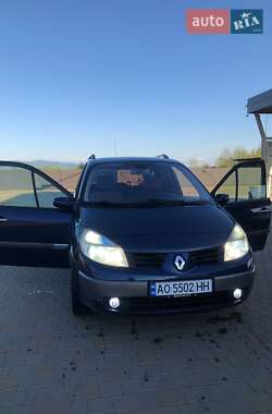 Минивэн Renault Grand Scenic 2004 в Иршаве