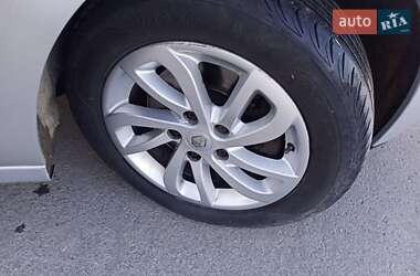 Минивэн Renault Grand Scenic 2016 в 