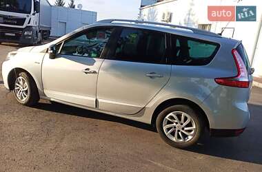Минивэн Renault Grand Scenic 2016 в 