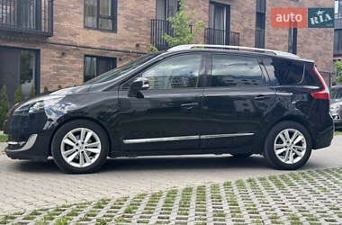 Минивэн Renault Grand Scenic 2013 в 