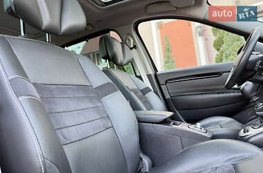 Минивэн Renault Grand Scenic 2014 в 