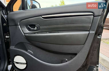 Минивэн Renault Grand Scenic 2014 в 
