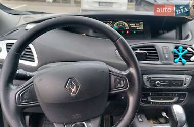 Минивэн Renault Grand Scenic 2013 в 