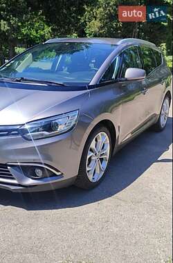 Минивэн Renault Grand Scenic 2017 в 