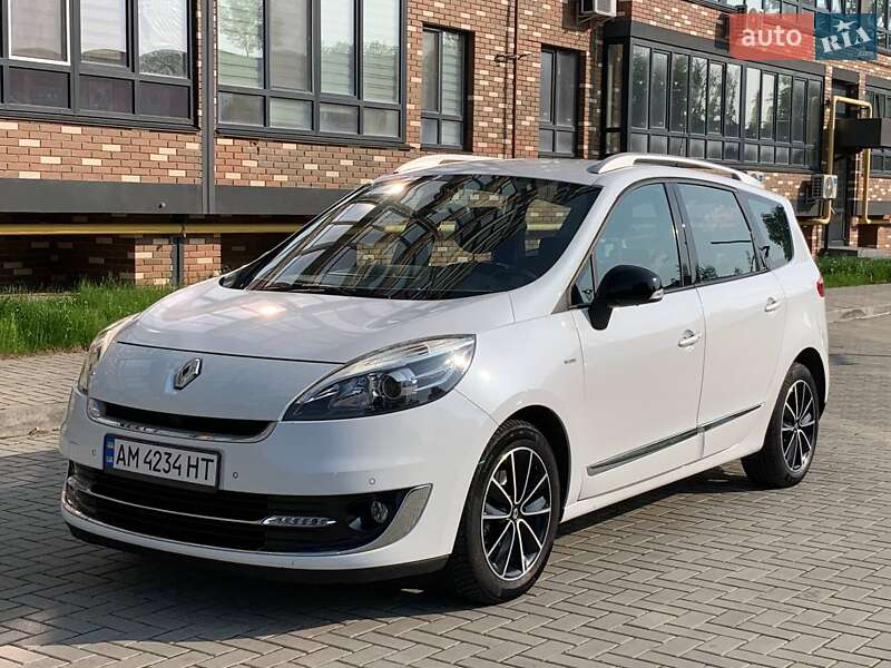 Renault Grand Scenic 2012
