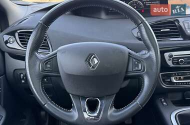 Минивэн Renault Grand Scenic 2014 в 