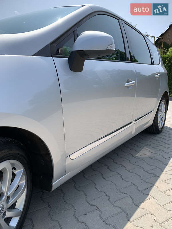 Минивэн Renault Grand Scenic 2012 в Виннице