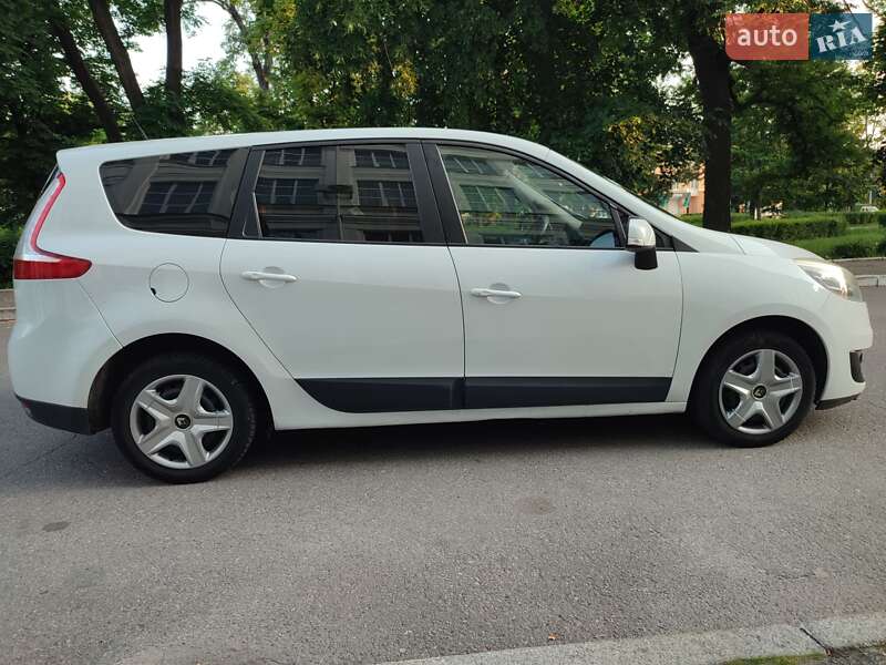 Минивэн Renault Grand Scenic 2012 в Белой Церкви