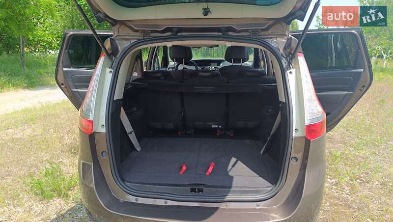 Минивэн Renault Grand Scenic 2014 в Киеве