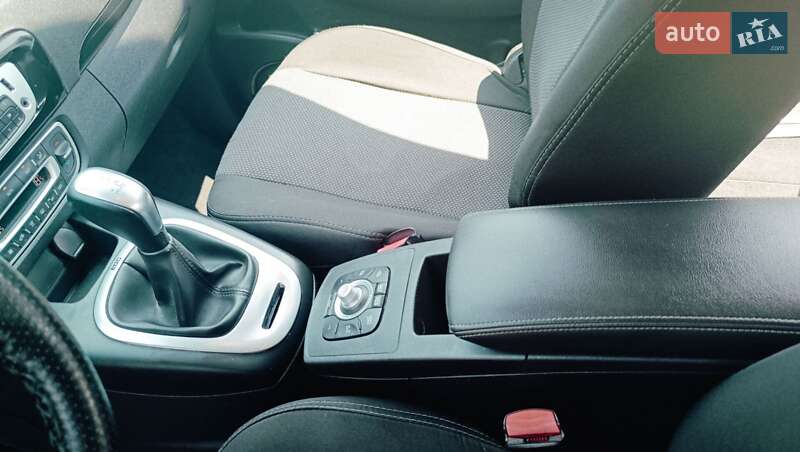 Минивэн Renault Grand Scenic 2014 в Киеве