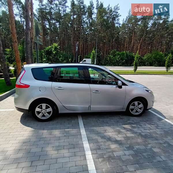 Минивэн Renault Grand Scenic 2010 в Киеве