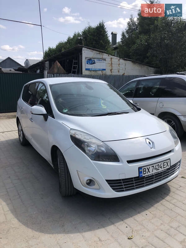 Renault Grand Scenic 2010
