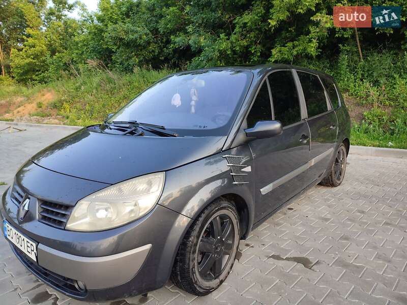 Renault Grand Scenic 2004