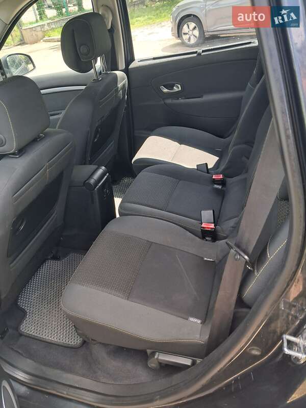 Мінівен Renault Grand Scenic 2009 в Луцьку