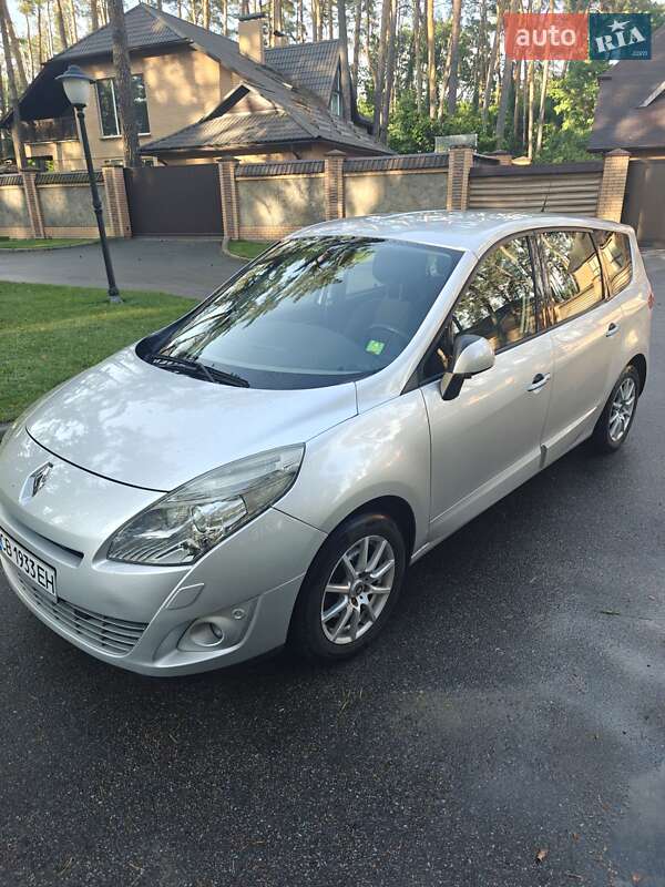 Renault Grand Scenic 2009