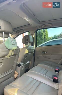 Минивэн Renault Grand Scenic 2011 в 