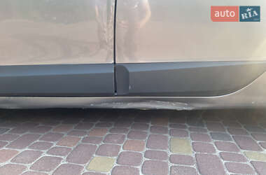 Минивэн Renault Grand Scenic 2012 в 