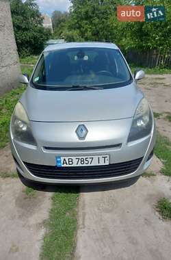 Минивэн Renault Grand Scenic 2011 в Чуднове