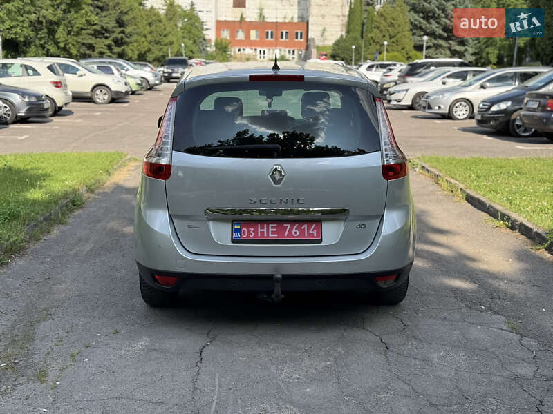 Минивэн Renault Grand Scenic 2015 в Ровно